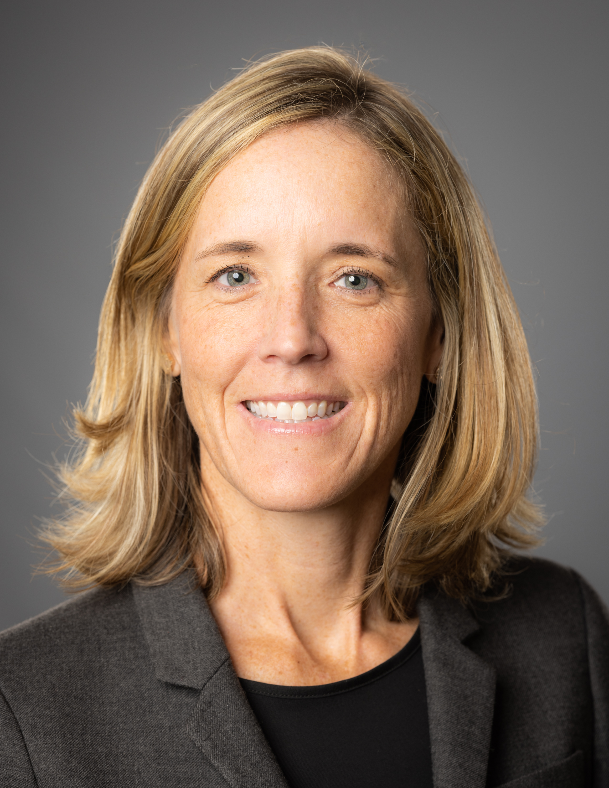 Tricia Chastain headshot