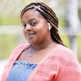 Tenisha Carter headshot