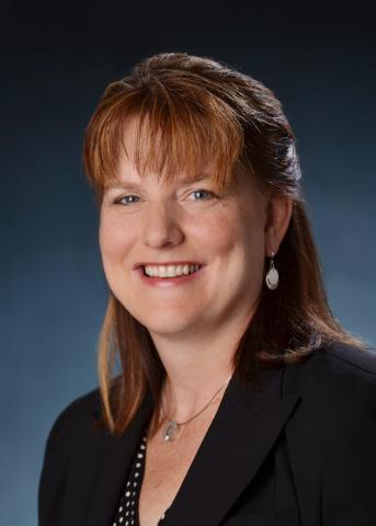 Headshot of Kelly Fox