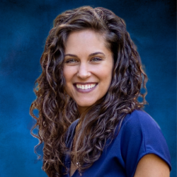 Melissa Storey headshot